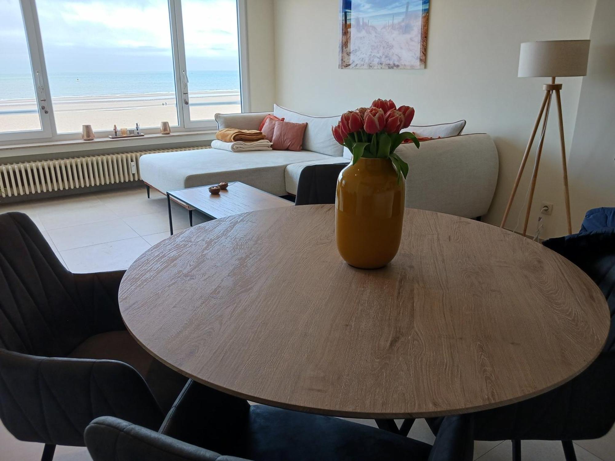 Suite Louisa Met Prachtig Zeezicht 奥斯滕德 外观 照片